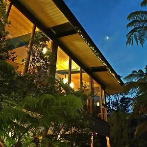  Lodge Volcano Inn Bed N Breakfast